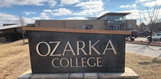 Dr. Brooks Blevins to Speak at Ozarka College Melbourne Campus