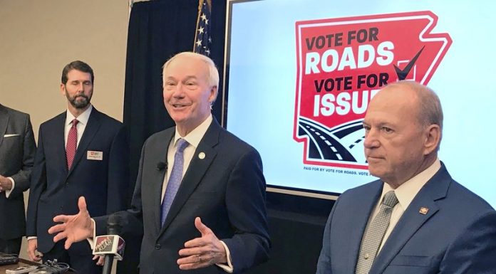 Arkansas governor launches campaign to keep highway tax