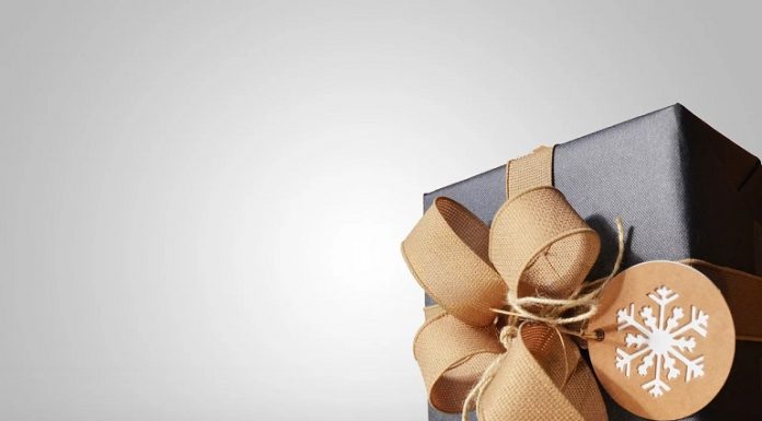 Douglas County Opens for Applications on Shop-With-A-Cop