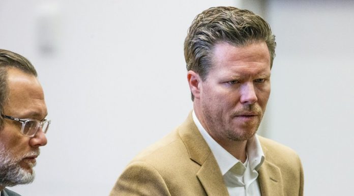 Panel backs suspension of assessor in Arizona adoption case