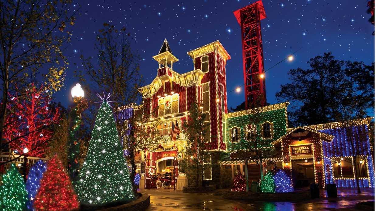 Silver Dollar City Celebrates Christmas With More Shows Than Ever 