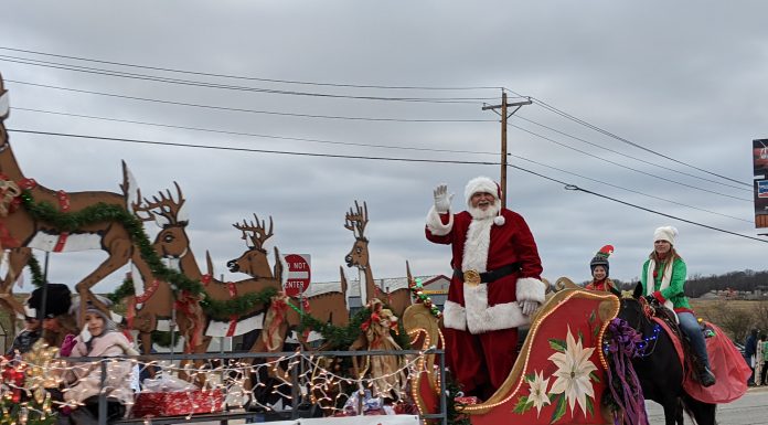 Photo Gallery: 2020 West Plains Christmas Parade