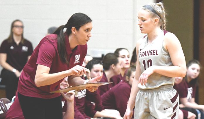 Leuzinger_Resign_web