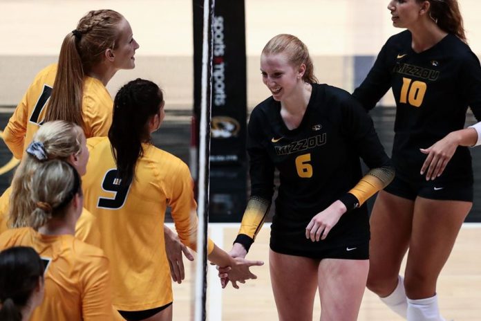 08202021_MIZ_VB__Black_and_Gold_edits_hd_87