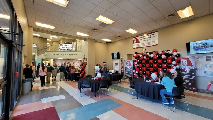 SoMoTech Showcase Night 2025